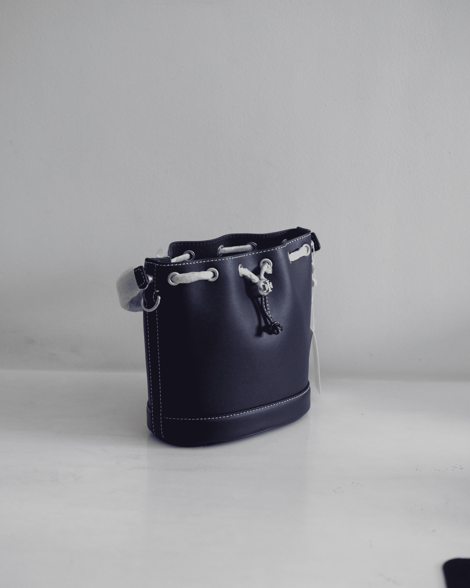 TB T Monogram Bucket Bag Midnight Navy